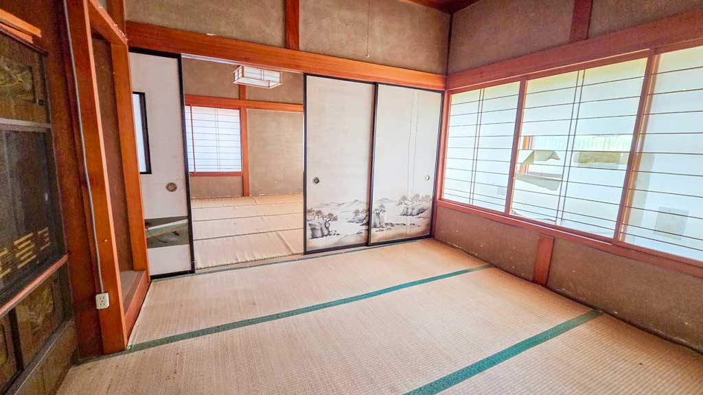 居間8帖