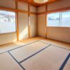 ２階和８帖（別角度）
